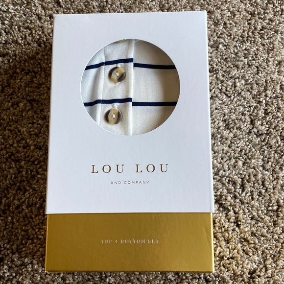 Lou Lou and Company Top and Bottom Set. Brand new, never worn. 12-24m.